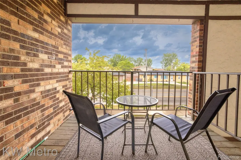 29948 Utica Road Roseville City MI 48066