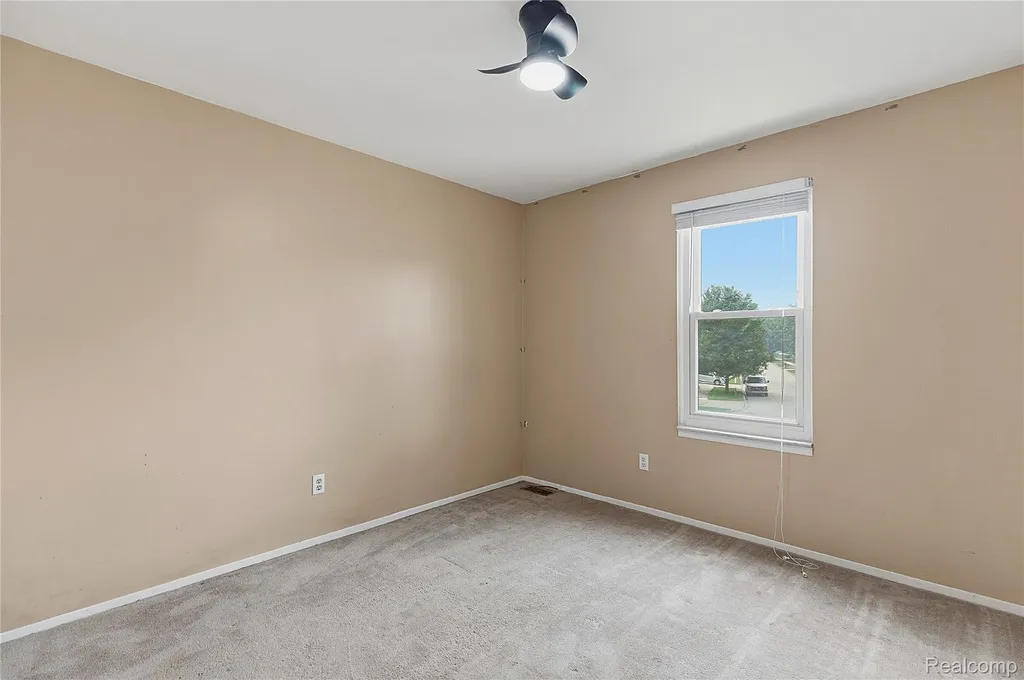 50309 Bellaire Drive Chesterfield Township MI 48047