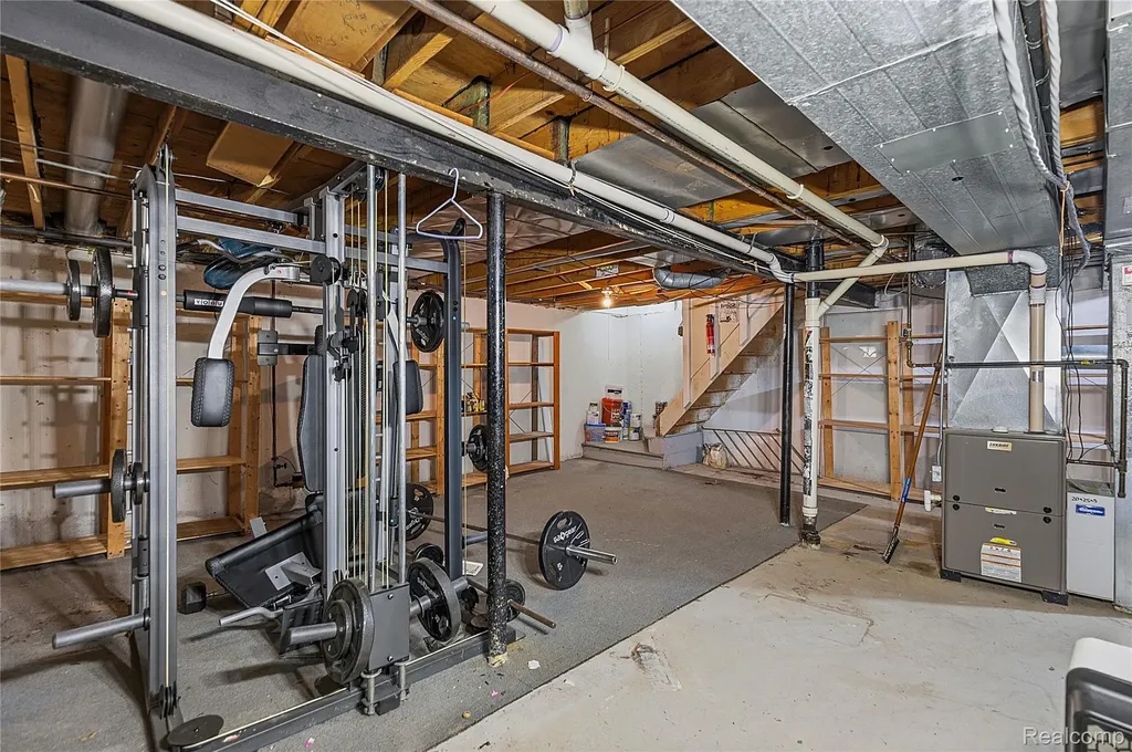 50309 Bellaire Drive Chesterfield Township MI 48047