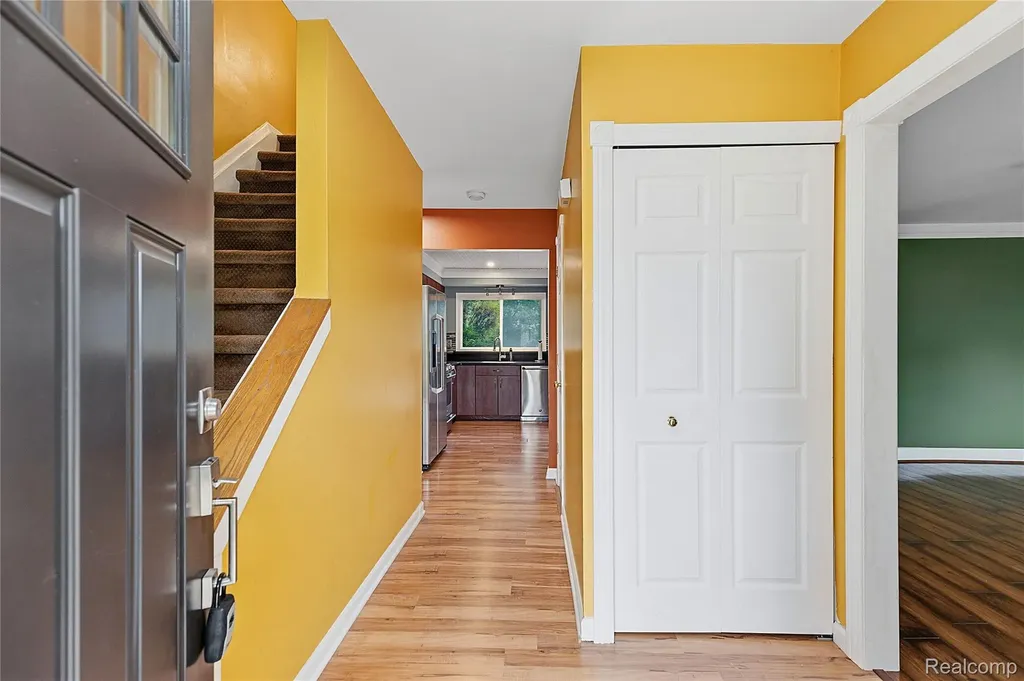 50309 Bellaire Drive Chesterfield Township MI 48047