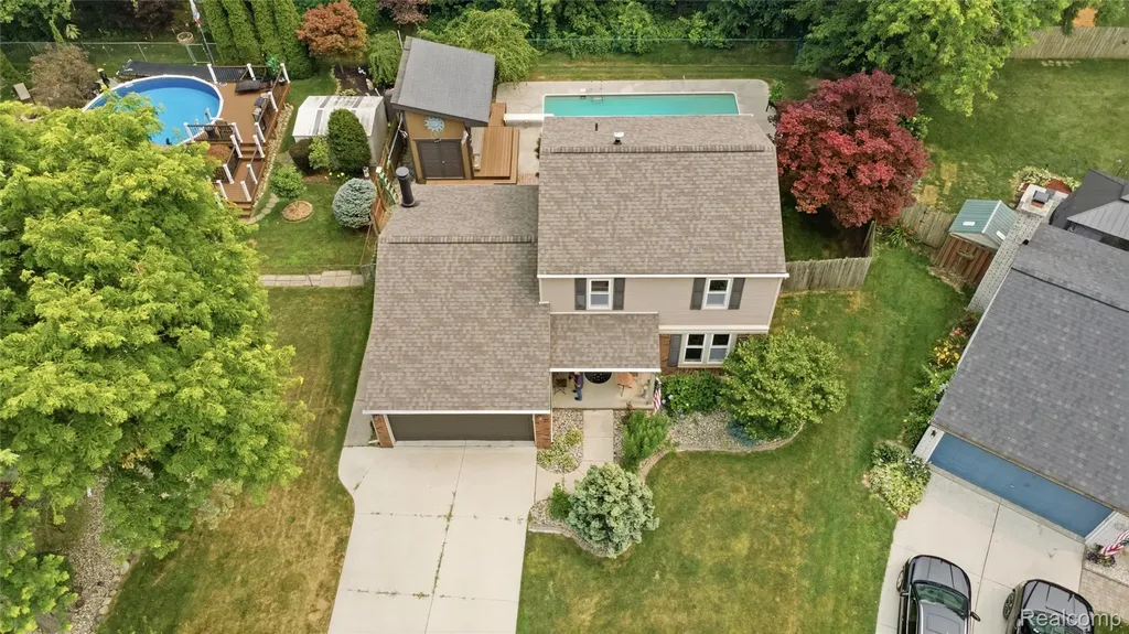 50309 Bellaire Drive Chesterfield Township MI 48047