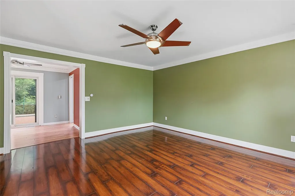 50309 Bellaire Drive Chesterfield Township MI 48047