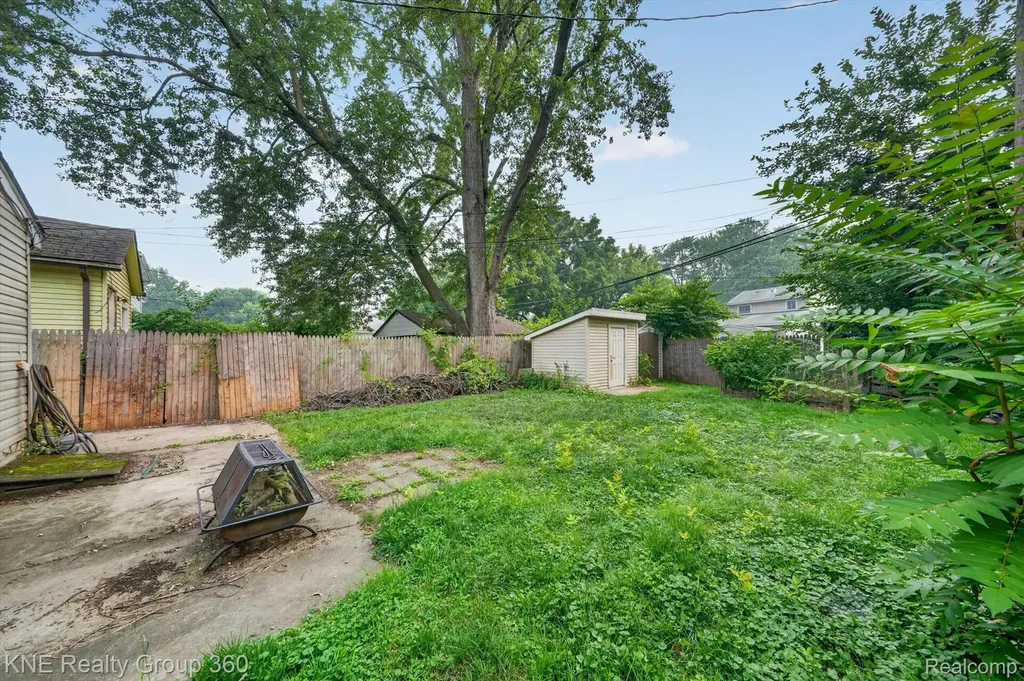 25507 Keeler Road Redford Charter Township MI 48239
