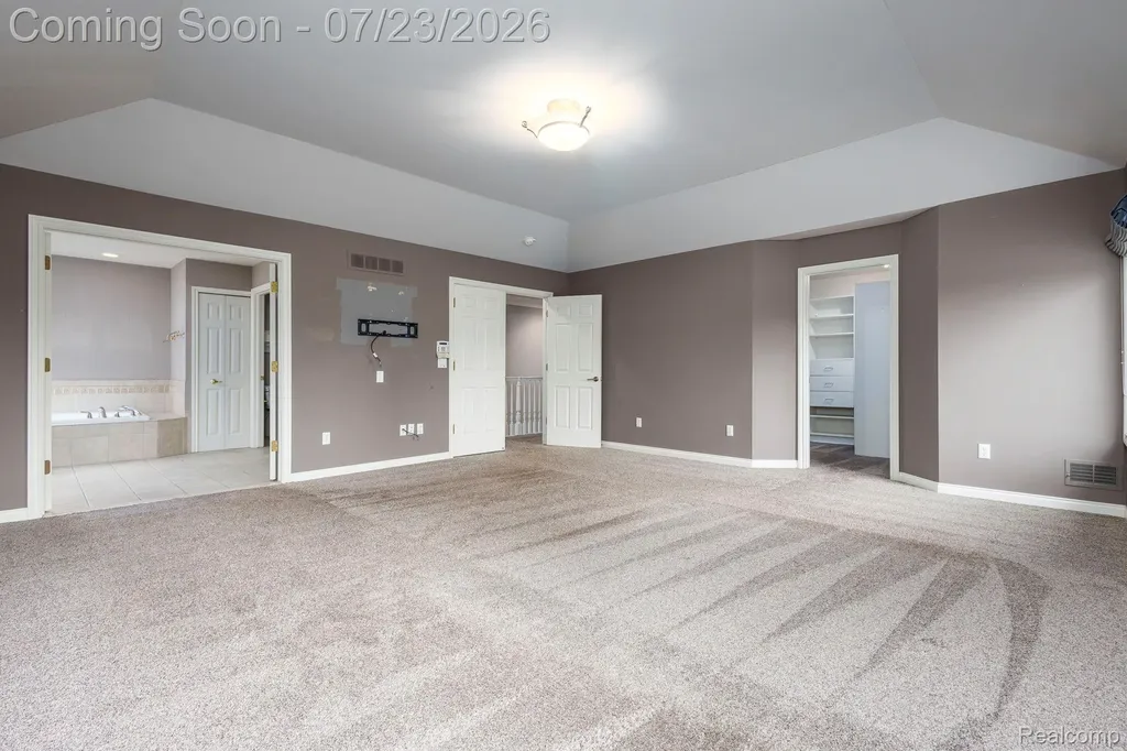 3276 Kern Road Orion Charter Township MI 48360