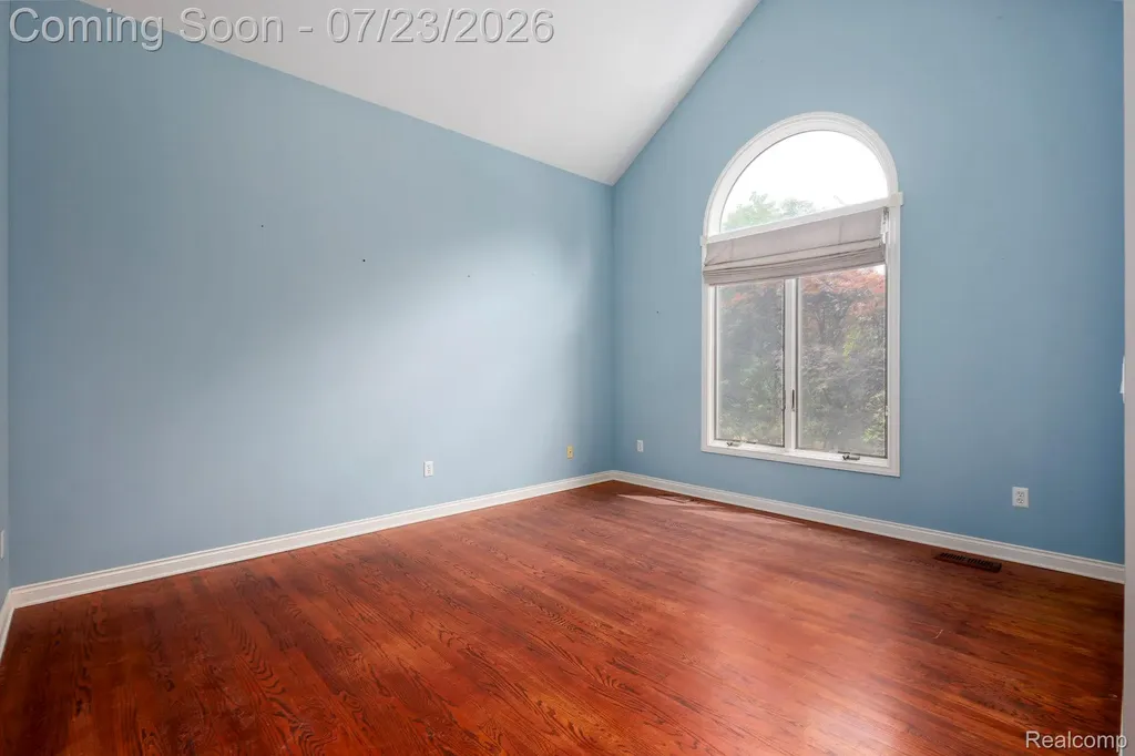 3276 Kern Road Orion Charter Township MI 48360