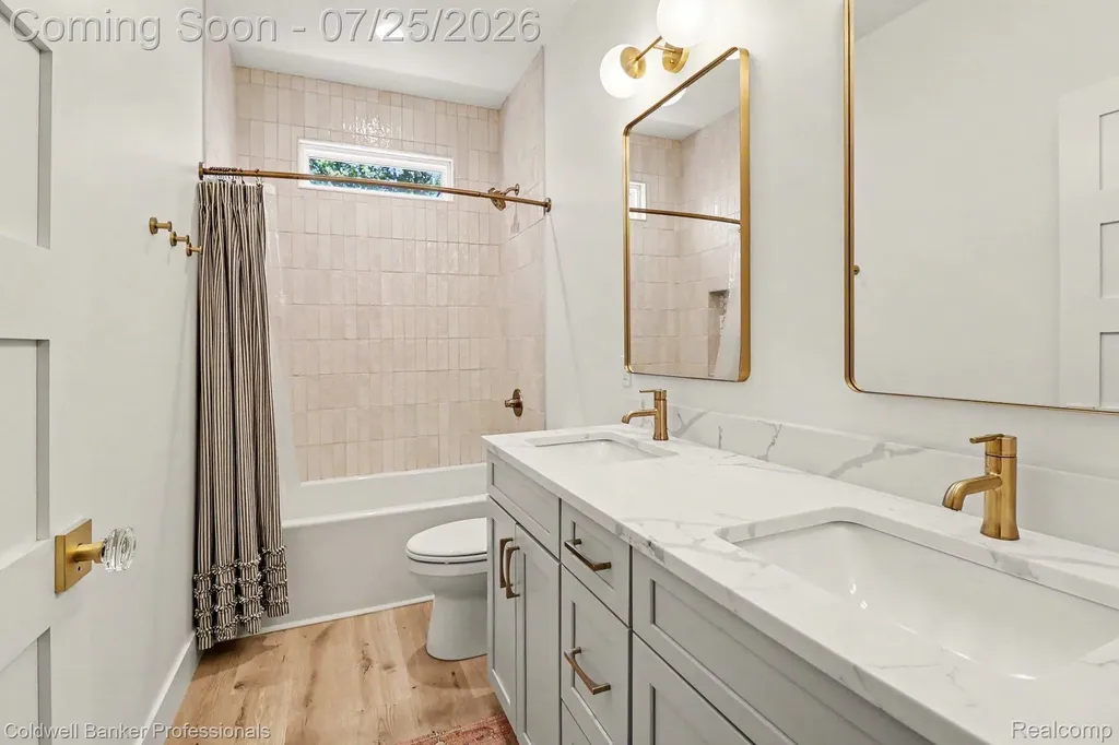 5253 W Lakeview Drive Pentwater Township MI 49449