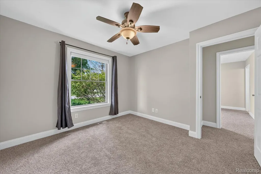 6409 Hollyhock Trail Green Oak Township MI 48116