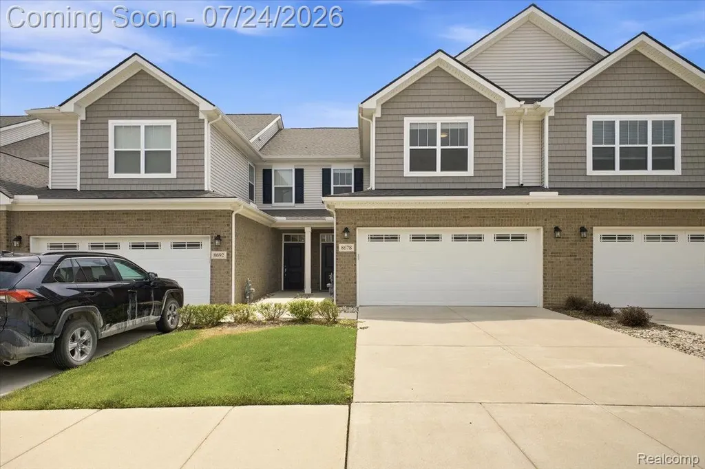 8678 Pioneer Street Washington Township MI 48094
