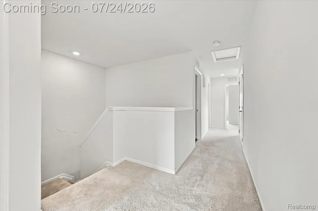 8678 Pioneer Street Washington Township MI 48094