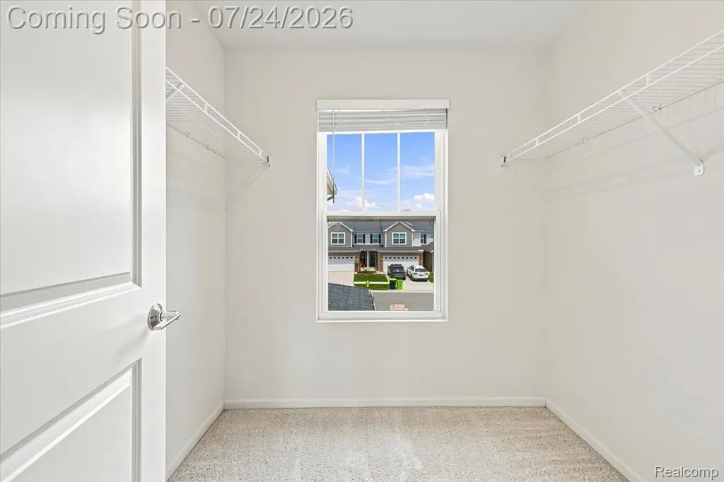 8678 Pioneer Street Washington Township MI 48094