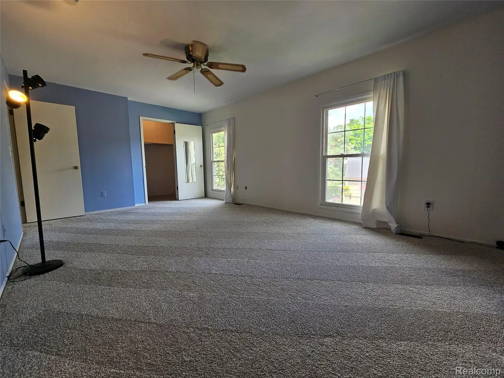 1437 Lantern Lane Rochester Hills City MI 48306