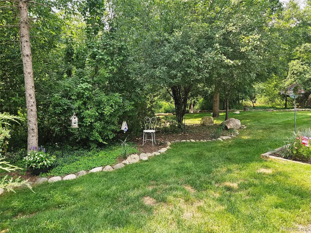 1437 Lantern Lane Rochester Hills City MI 48306