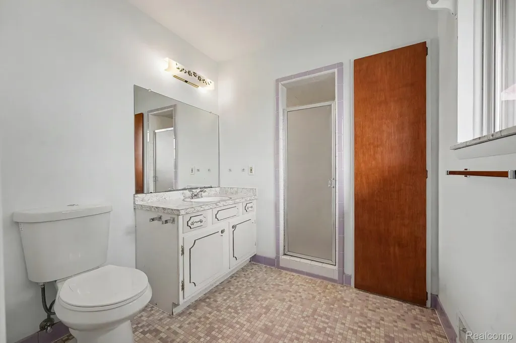 9495 Cooks Court White Lake Charter Township MI 48386