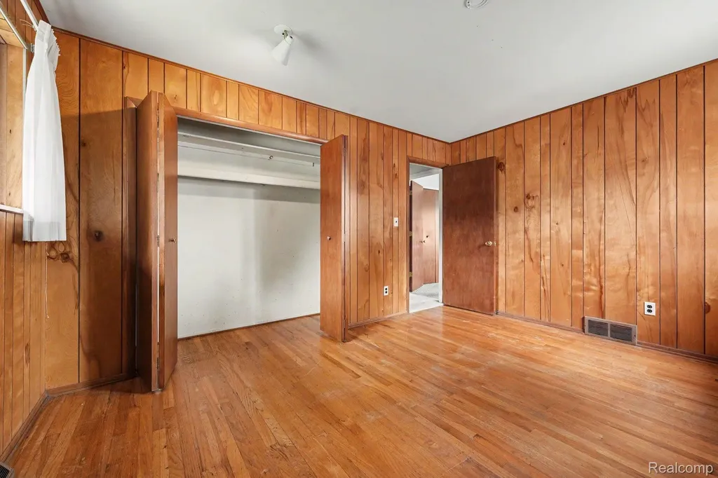 9495 Cooks Court White Lake Charter Township MI 48386