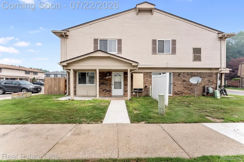 15588 Dupage Boulevard Taylor City MI 48180