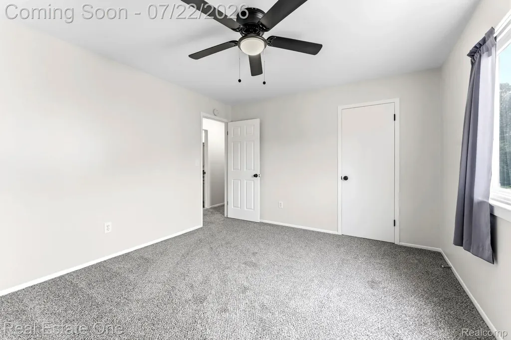 15588 Dupage Boulevard Taylor City MI 48180