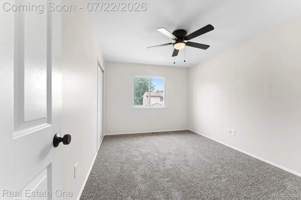 15588 Dupage Boulevard Taylor City MI 48180