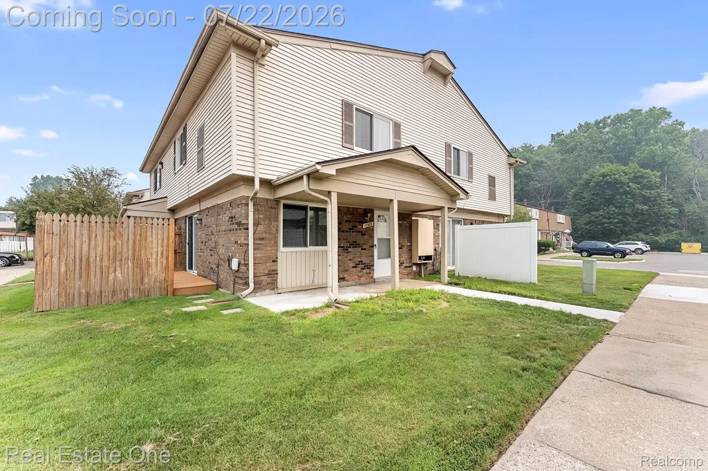 15588 Dupage Boulevard Taylor City MI 48180