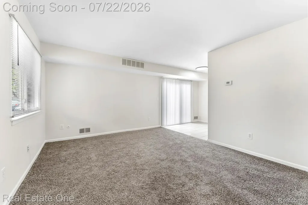 15588 Dupage Boulevard Taylor City MI 48180