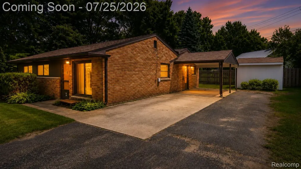 5783 Cambrook Lane Waterford Charter Township MI 48329