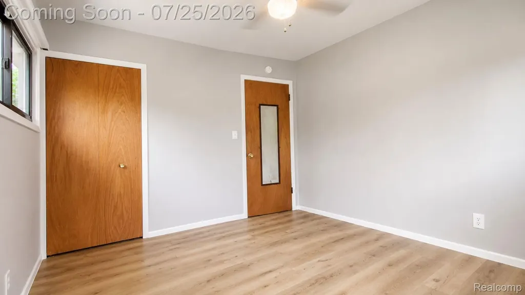 5783 Cambrook Lane Waterford Charter Township MI 48329