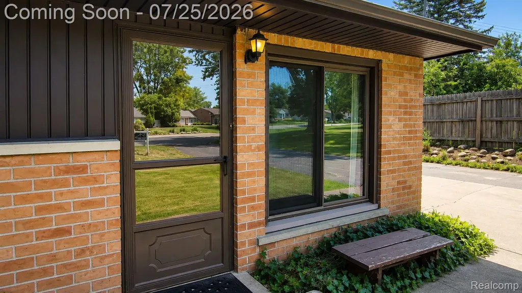 5783 Cambrook Lane Waterford Charter Township MI 48329
