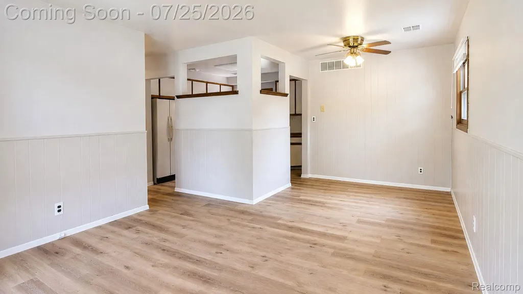 5783 Cambrook Lane Waterford Charter Township MI 48329