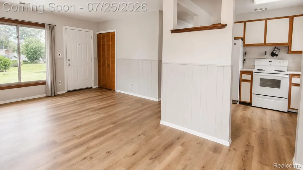 5783 Cambrook Lane Waterford Charter Township MI 48329