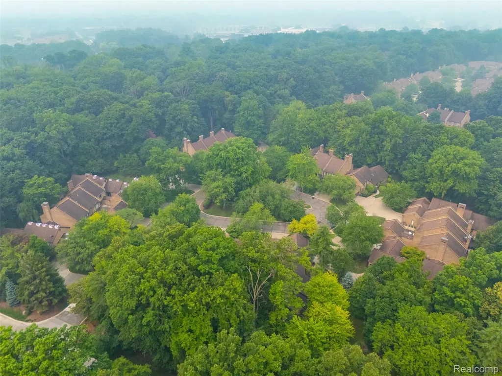 5 Timberlane Court Dearborn City MI 48126
