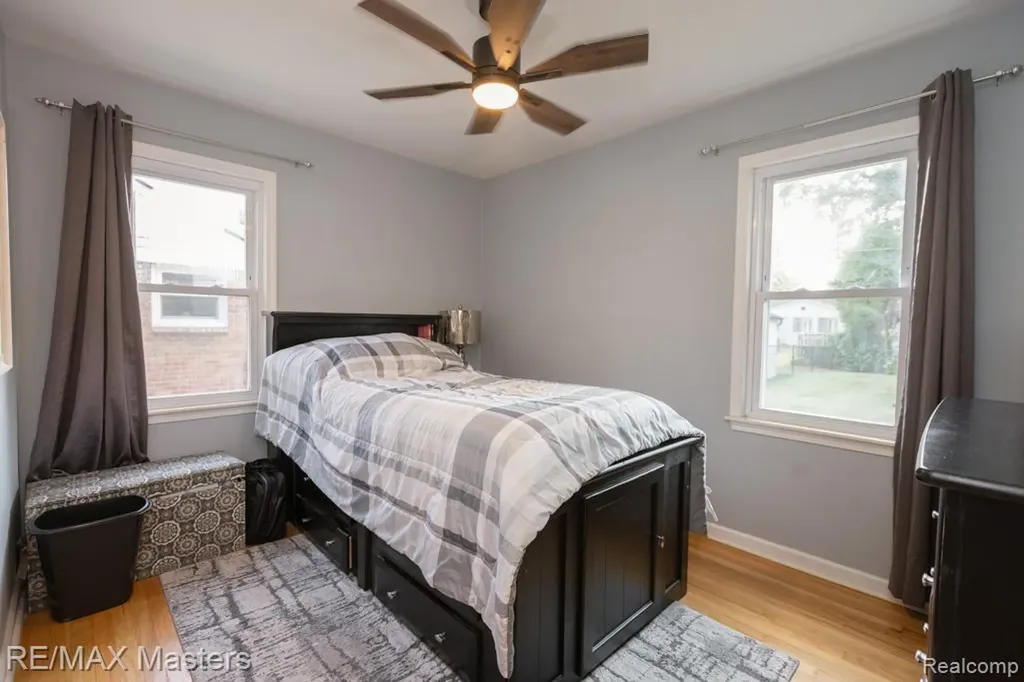 15957 Fox Redford Charter Township MI 48239