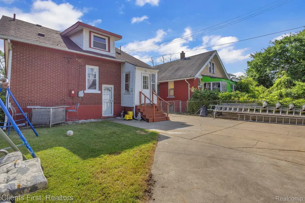 14077 Mark Twain Street Detroit City MI 48227