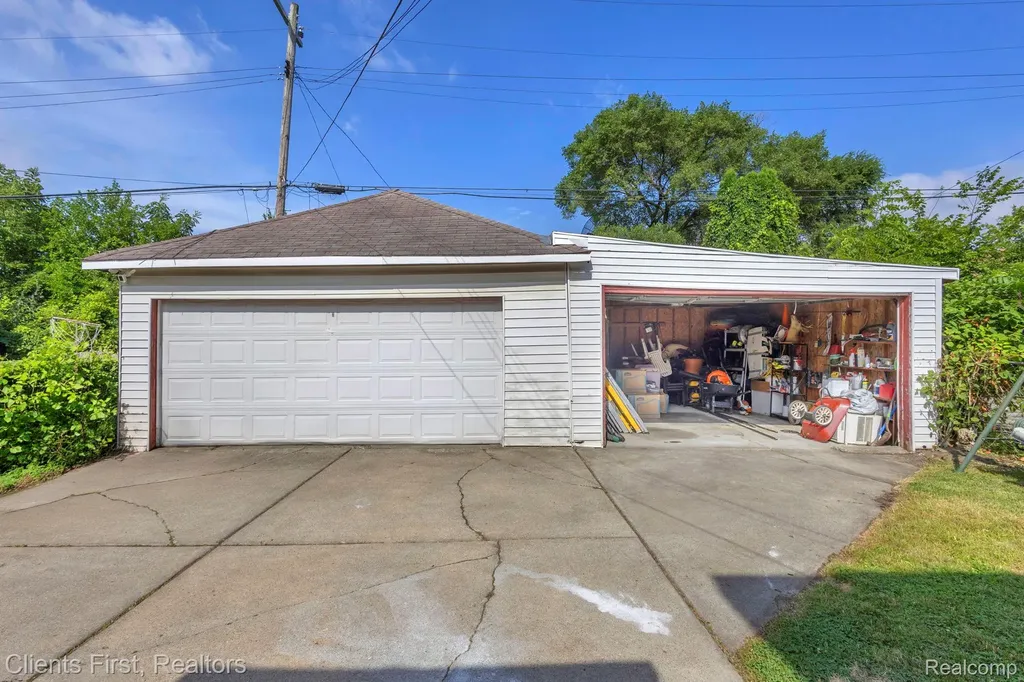 14077 Mark Twain Street Detroit City MI 48227
