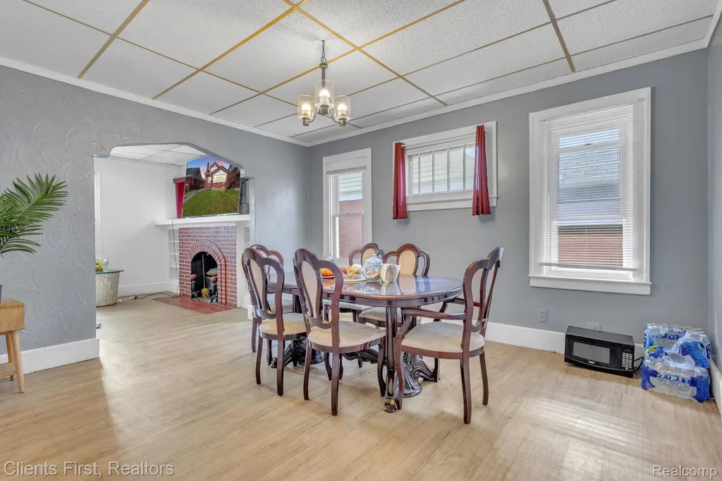 14077 Mark Twain Street Detroit City MI 48227