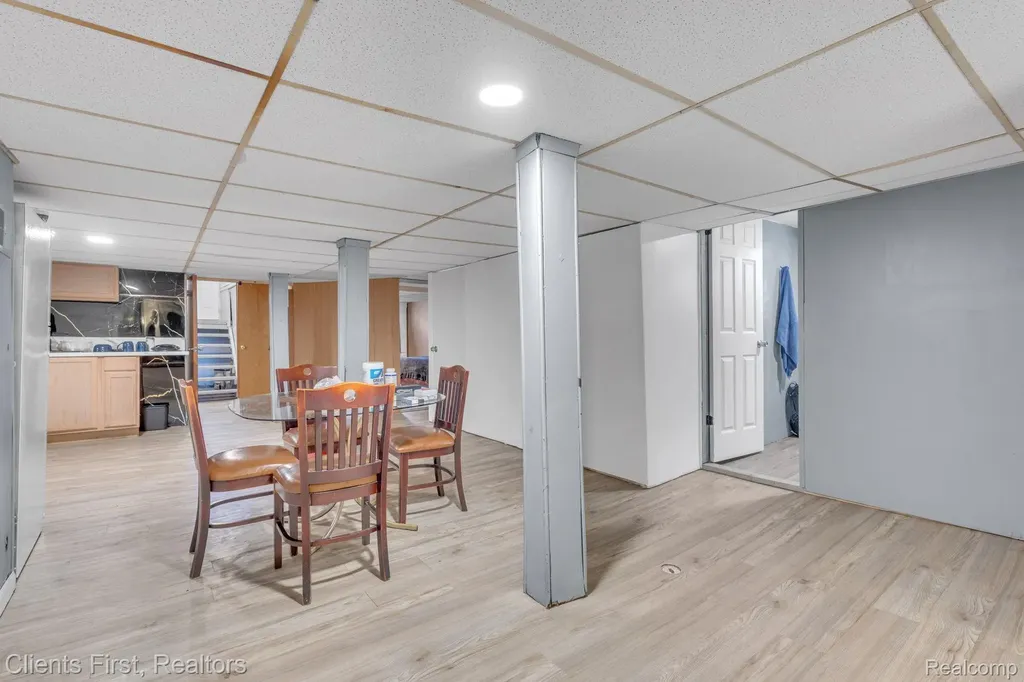 14077 Mark Twain Street Detroit City MI 48227