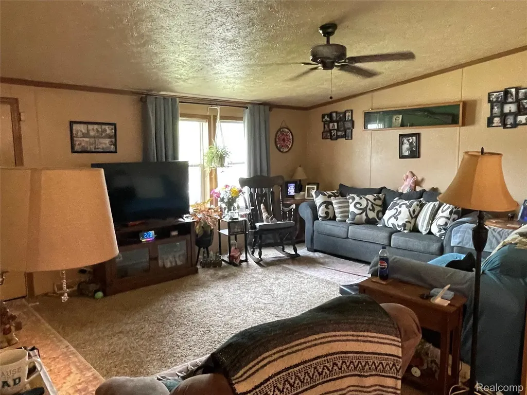 184 Chapman Branch Oxford Charter Township MI 48371