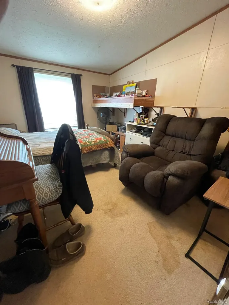 184 Chapman Branch Oxford Charter Township MI 48371