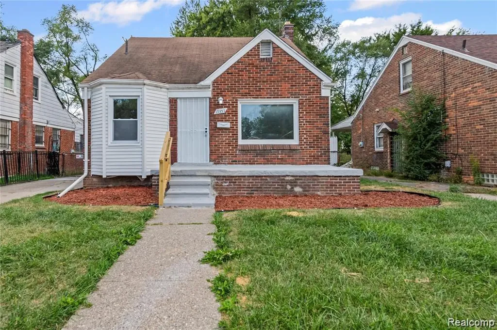 19351 Dwyer Street Detroit City MI 48234
