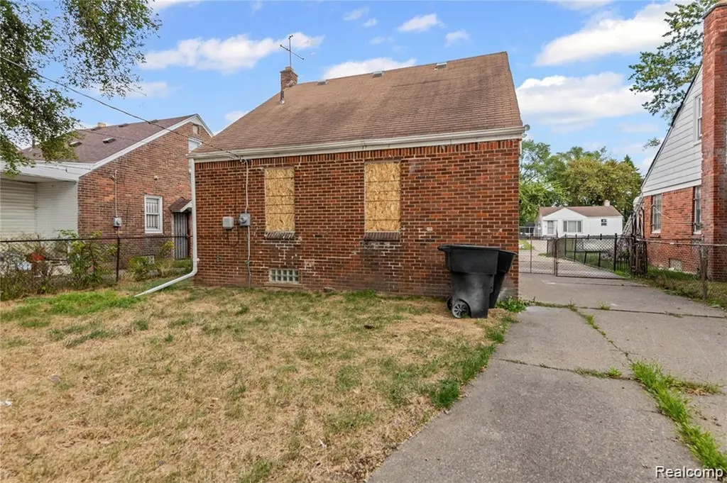 19351 Dwyer Street Detroit City MI 48234