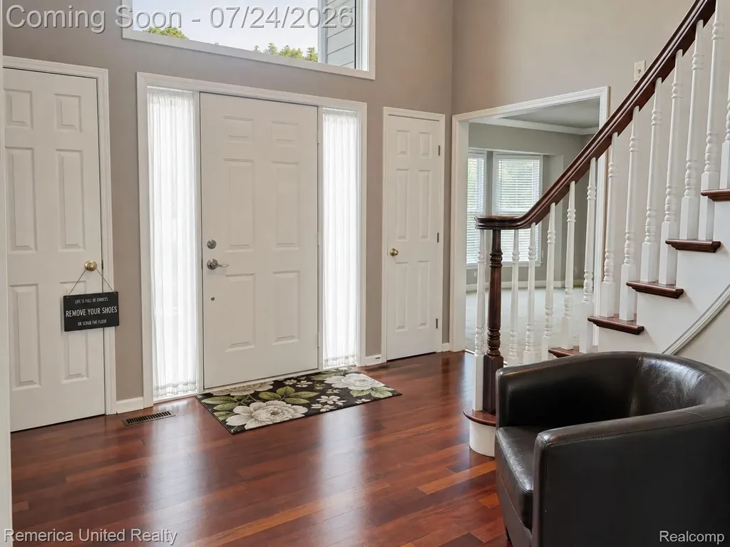 21778 Picadilly Circle Novi City MI 48375