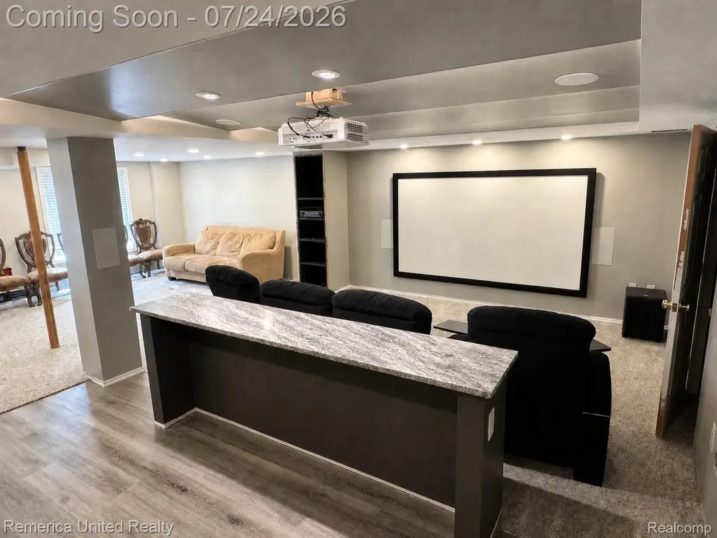 21778 Picadilly Circle Novi City MI 48375
