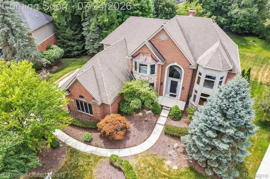 21778 Picadilly Circle Novi City MI 48375