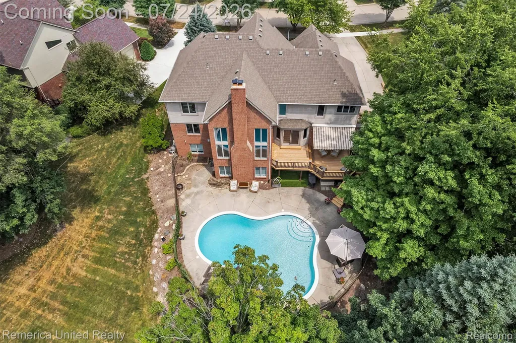 21778 Picadilly Circle Novi City MI 48375