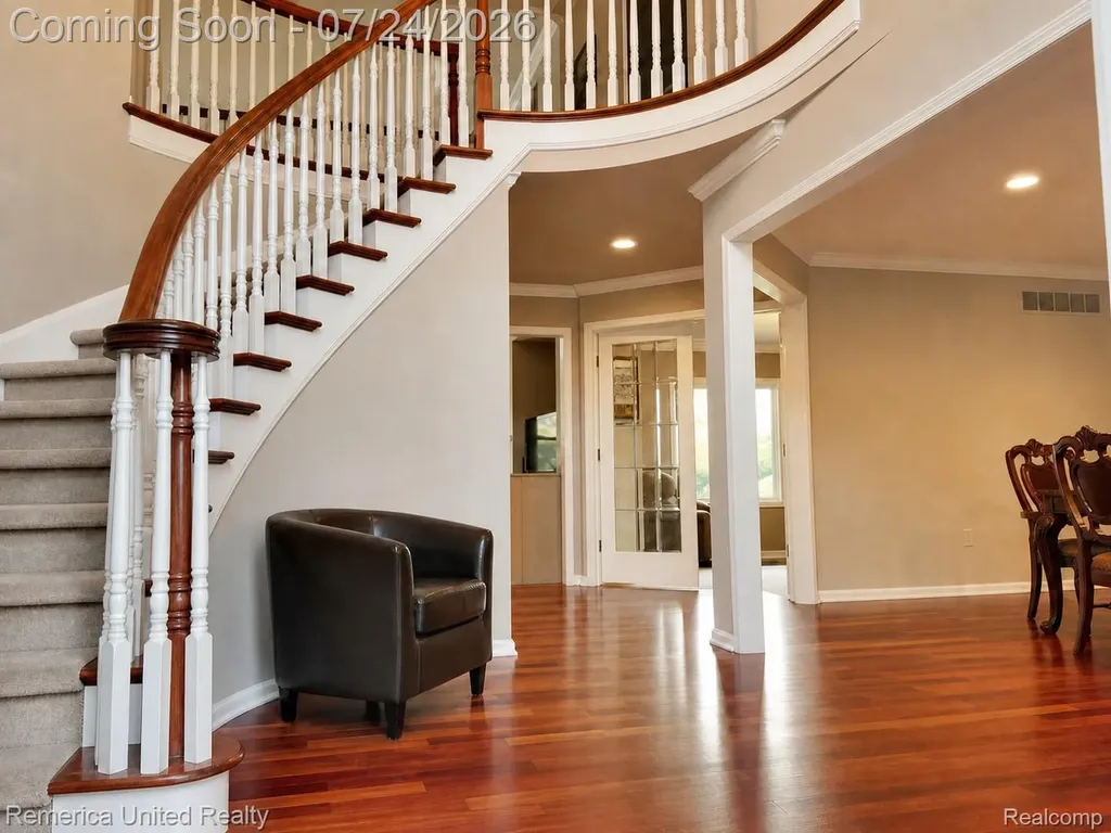 21778 Picadilly Circle Novi City MI 48375
