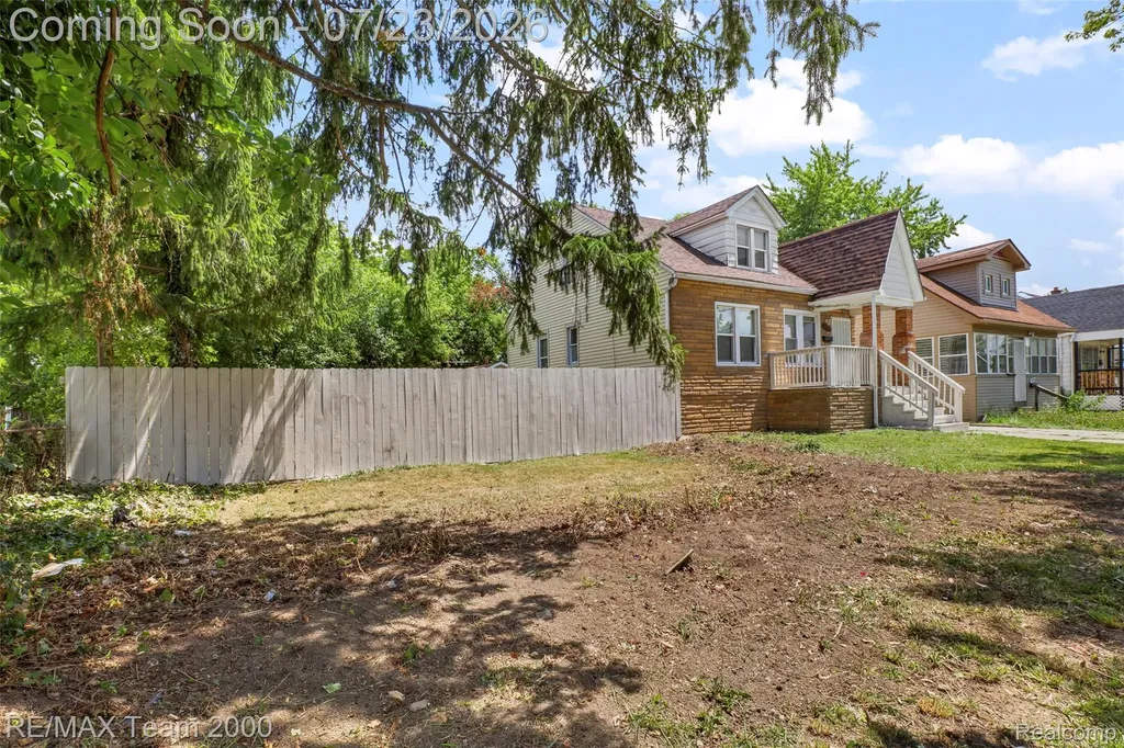 6900 Westwood Street Detroit City MI 48228