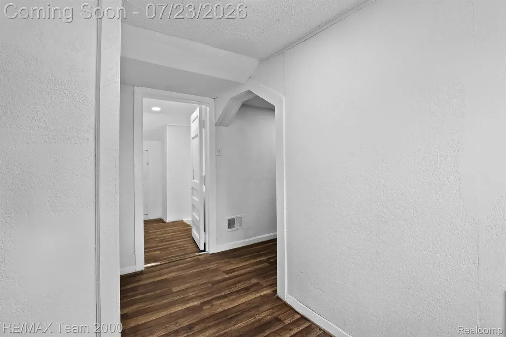6900 Westwood Street Detroit City MI 48228