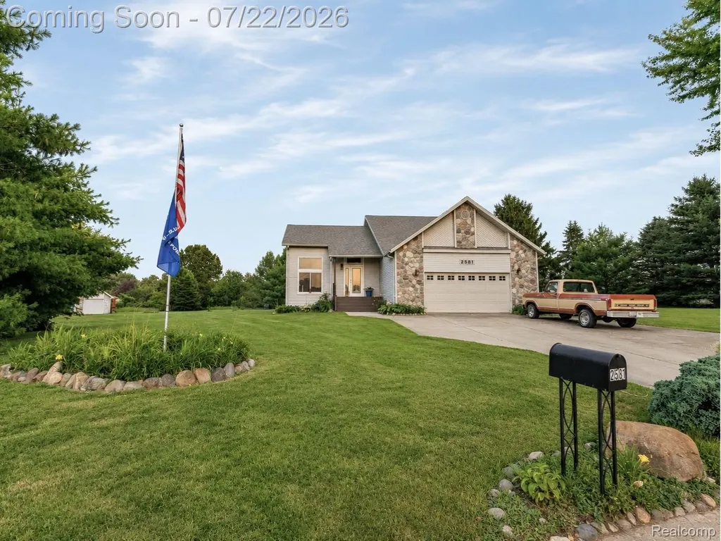 2581 Amy Court Oxford Charter Township MI 48371
