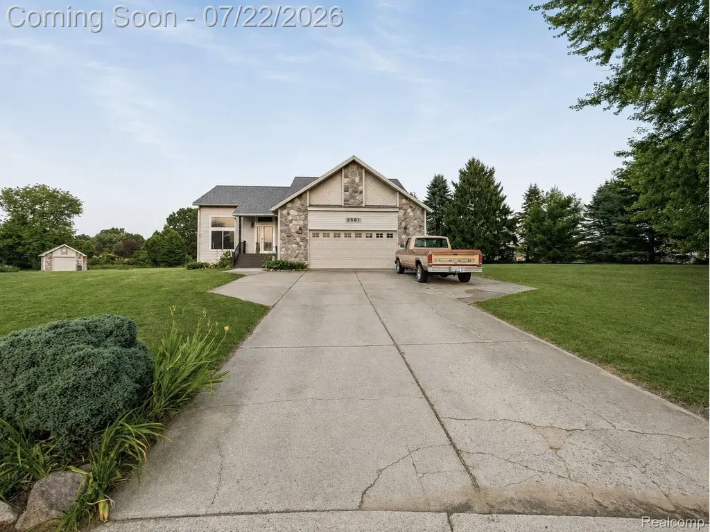 2581 Amy Court Oxford Charter Township MI 48371