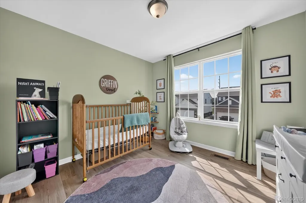 41372 Snowdon Drive Clinton Charter Township MI 48038