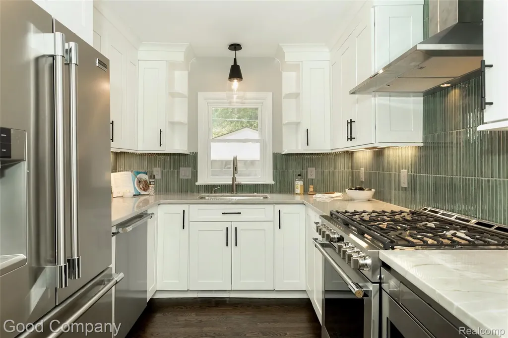 223 N Alexander Avenue Royal Oak City MI 48067