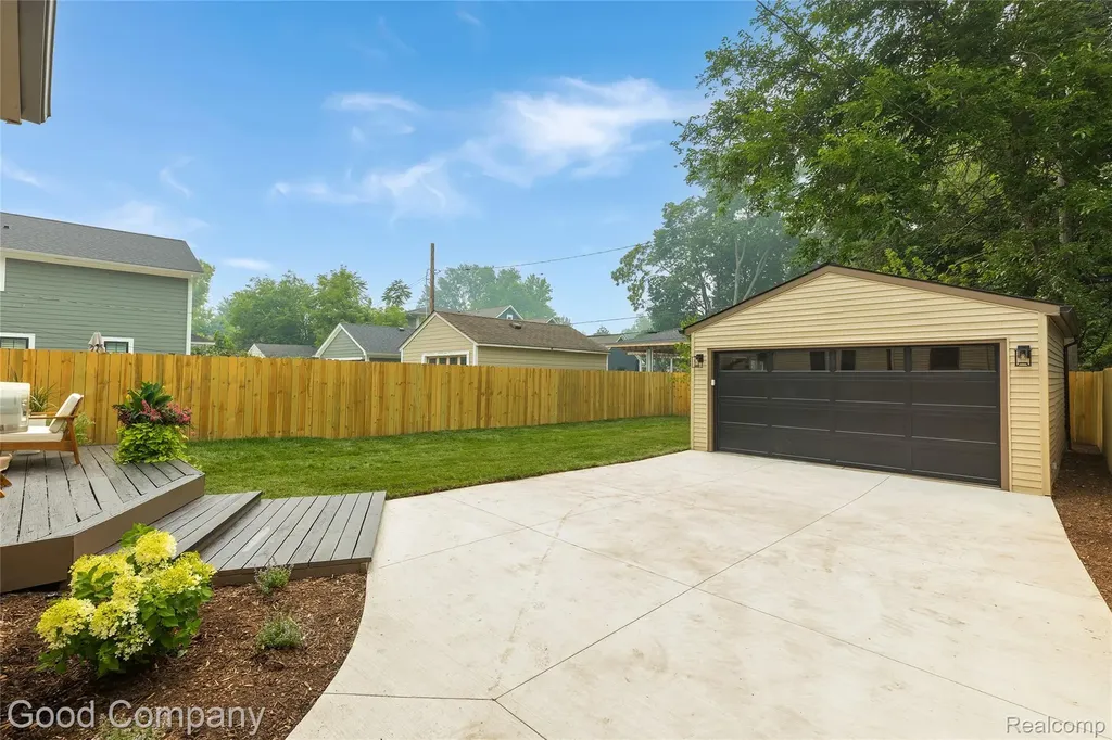223 N Alexander Avenue Royal Oak City MI 48067